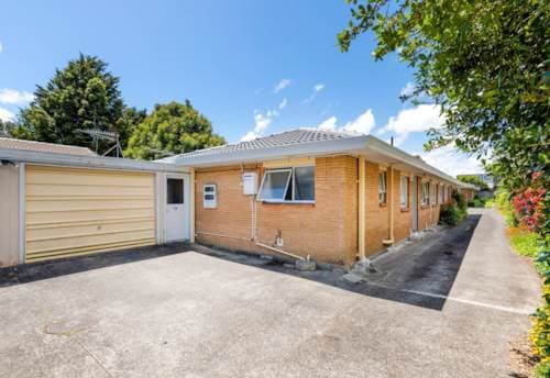 2/35 Inkerman Street, Onehunga