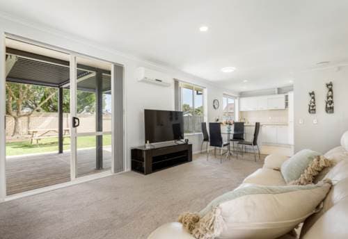 59 Fernbrook Close, Burswood
