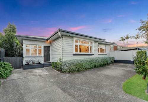 19B Price Crescent, Mt Wellington