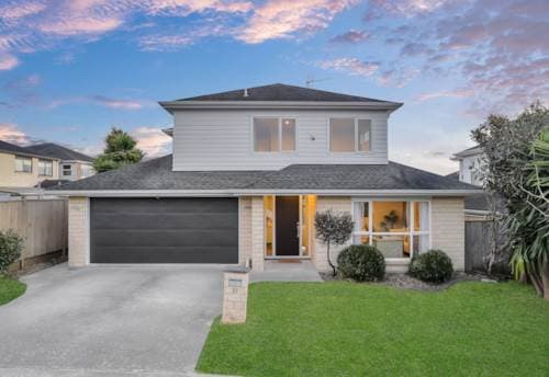 32 Castlederg Drive, Flat Bush