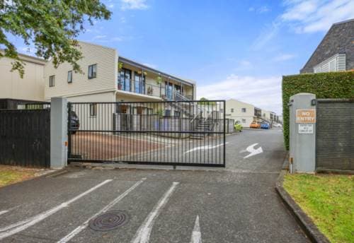 GM/193 Main Highway, Ellerslie