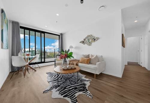 502/12 Barrack Road, Mt Wellington